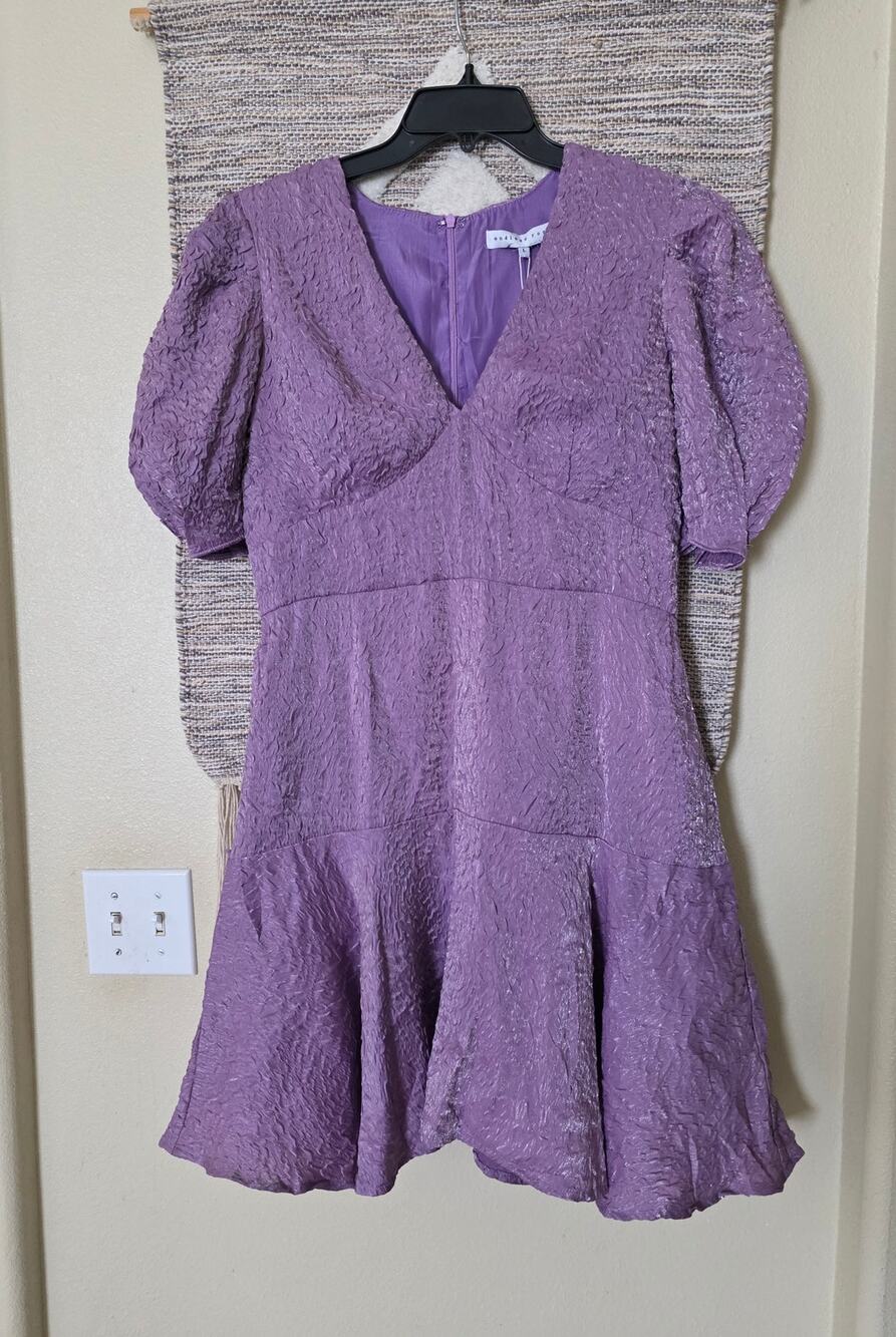 Endless Rose Purple Textured V-Neck Tiered Mini Dress Size L NWT Puff Sleeve